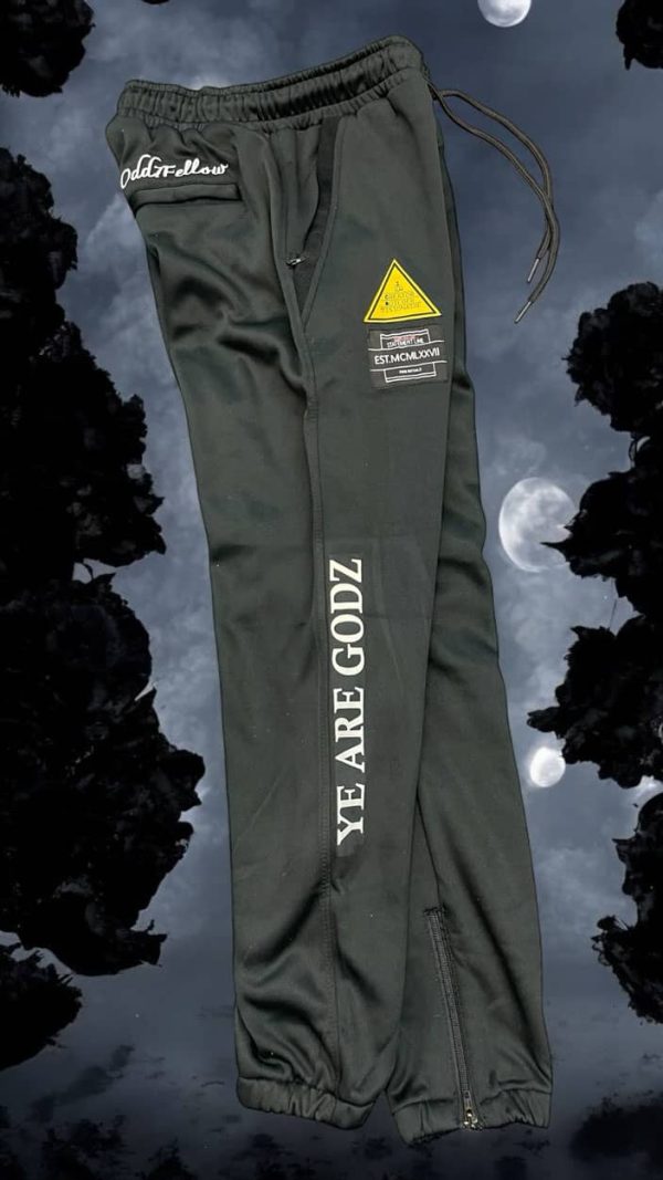 Lion Amongst Gorillaz Studio Lounge Fleece Tech Joggers - Image 11
