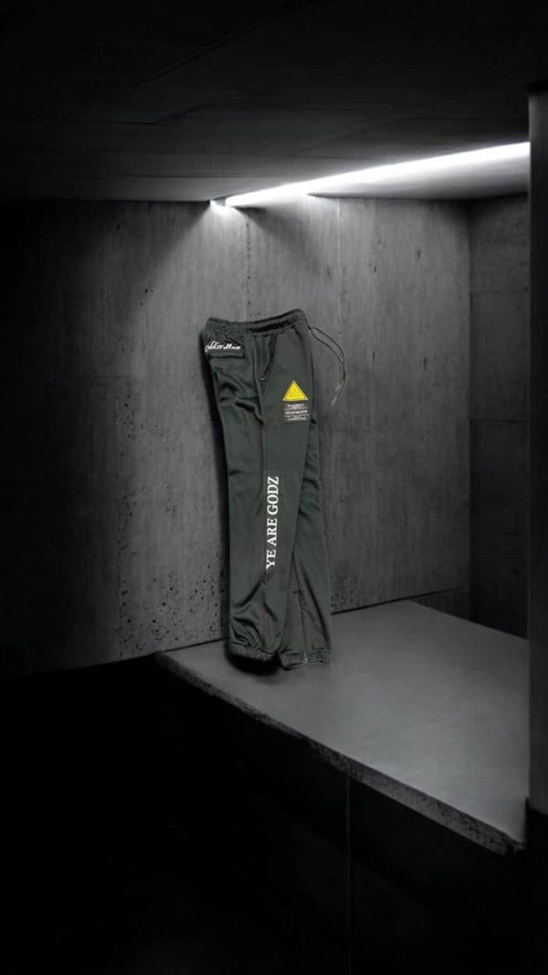 Lion Amongst Gorillaz Studio Lounge Fleece Tech Joggers - Image 3